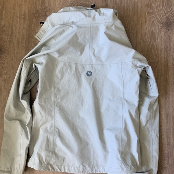 Marmot wind/rain Jacket - Picture 2 of 5